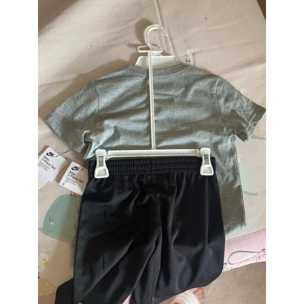 Nike Boy`s Dri-Fit T-Shirt & Shorts 2 Piece Set NWT Boys Size 6 Grey Black